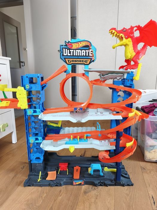 Hot Wheels® Мега гараж с Дракон - City Ultimate Garage