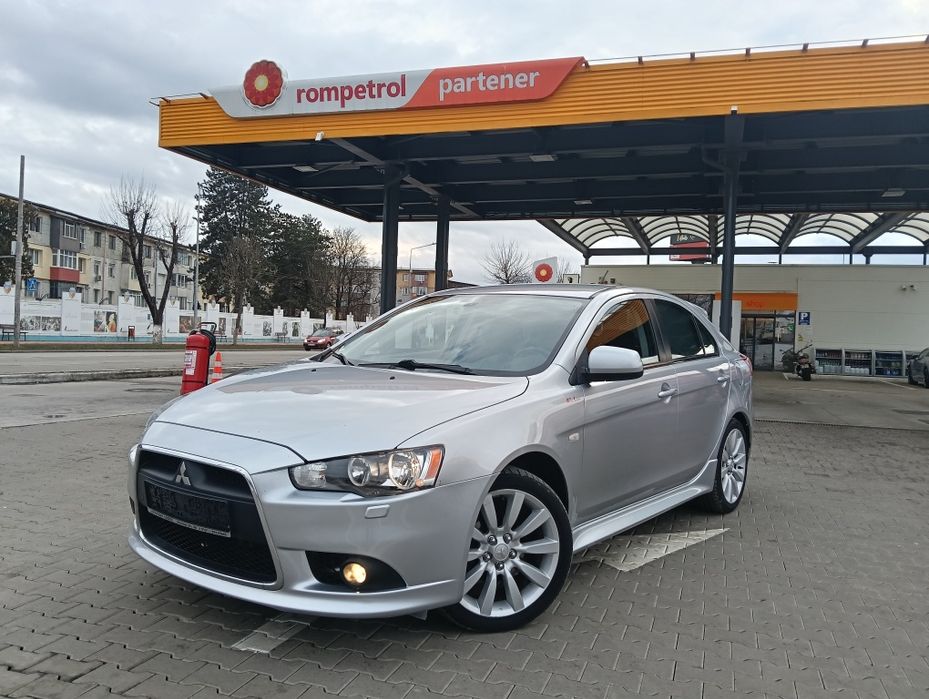 Mitsubishi Lancer 1.8 mivec benzina 133000 km euro 5