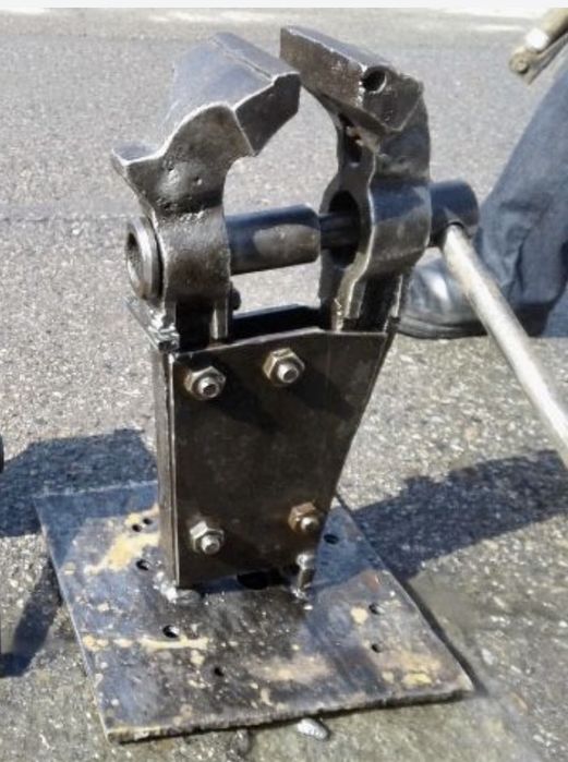 Тиски Советский прочный