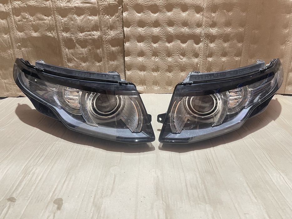 Faruri Far stanga dreapta LED Range Rover Evoque 2.2 d 2010-2015