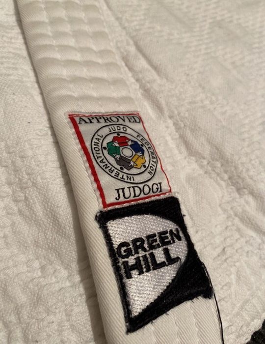 Продам кимоно !!