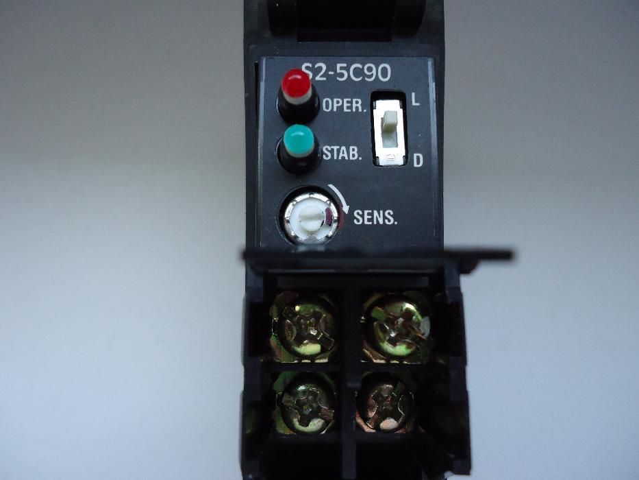 Senzor optic s2-5-c90 in infrarosu .