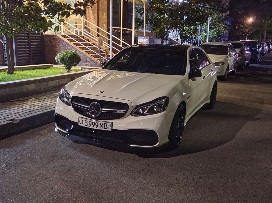 Mercedes Benz 212 AMG Biturbo 5.5L (M157) (4 Matic)