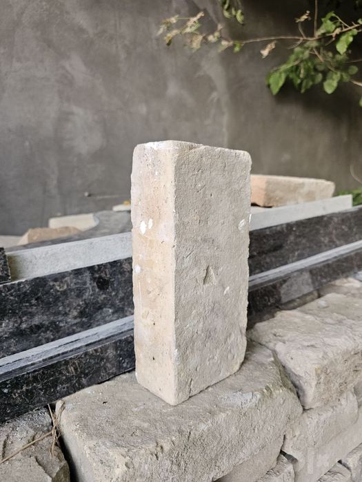 Nokolay  Nikalay g'isht adborniy
