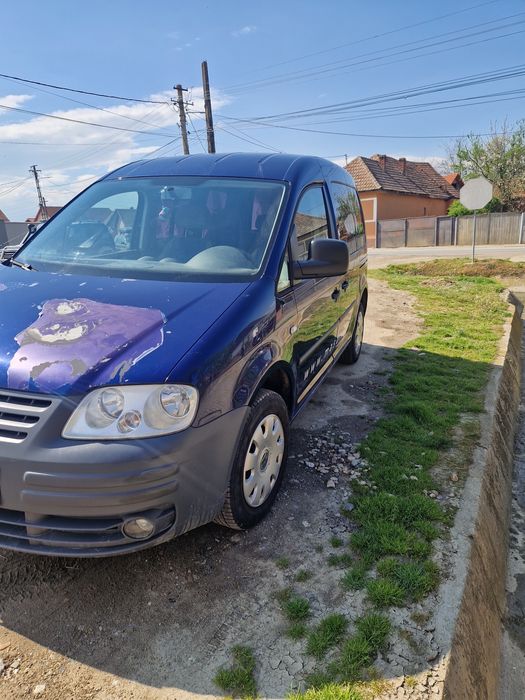 Vand vw caddy 16 nenzina