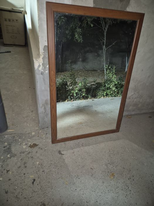 Продам зеркало в отдичном состоянии