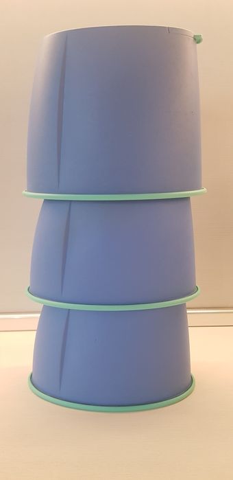 4 контейнера Tupperware