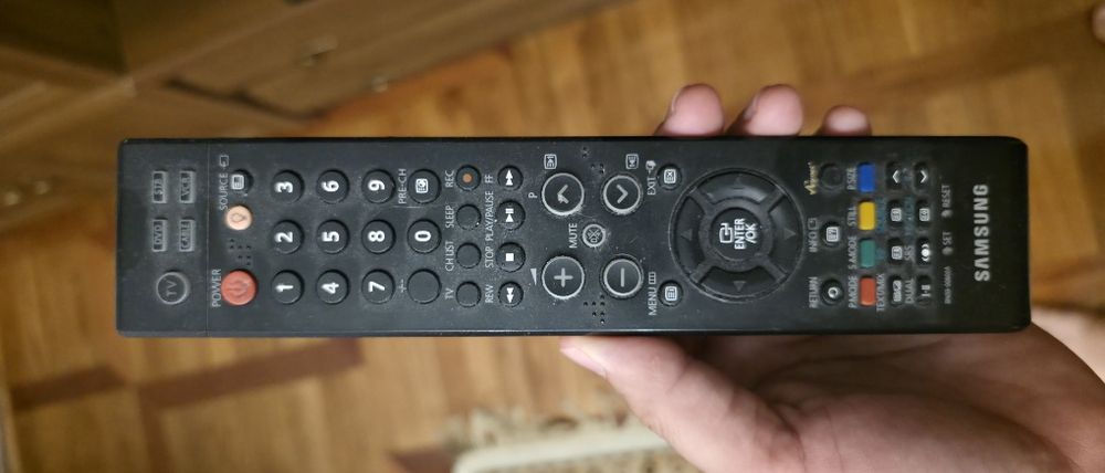 Samsung 32 " не смарт