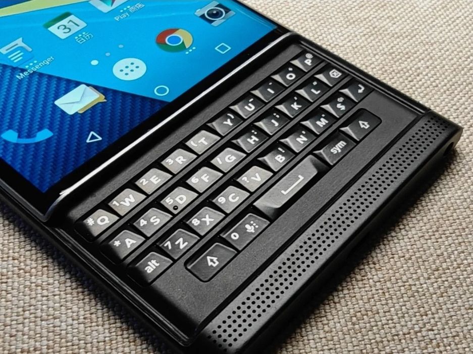 Blackberry Priv  QWERTY keyboard