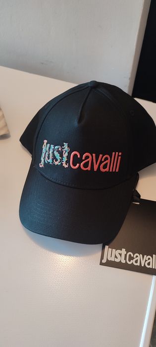 Oferta set Sapca Tricou JUST CAVALLI original 100% modele noi cu eticheta tricou marimea L si XL