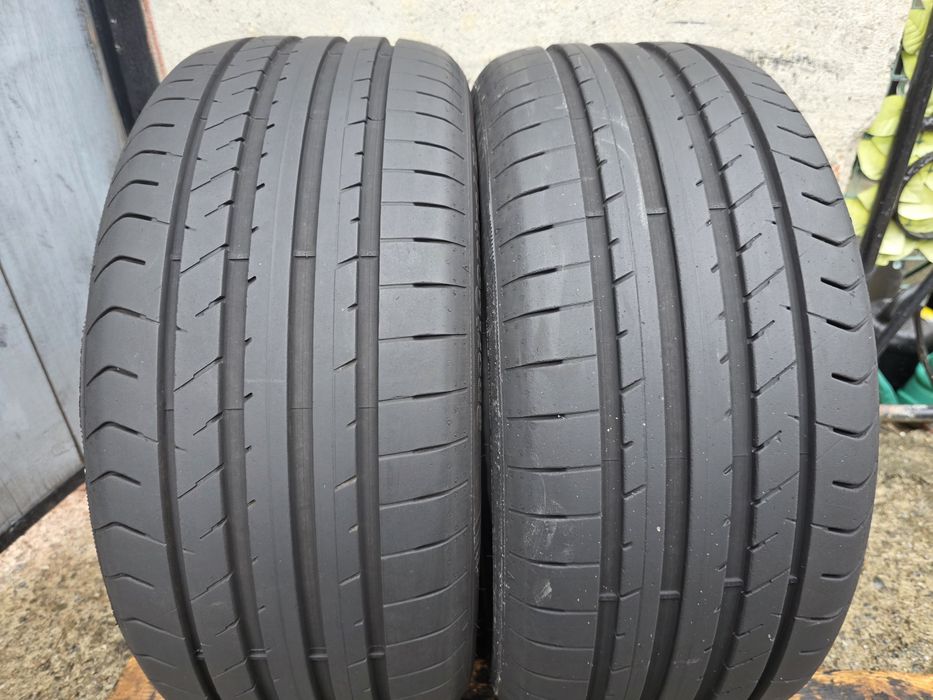 Vand două anvelope de vara Fulda  225 45 17 dot 0323