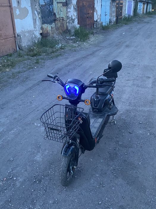 Продам элетро скутор