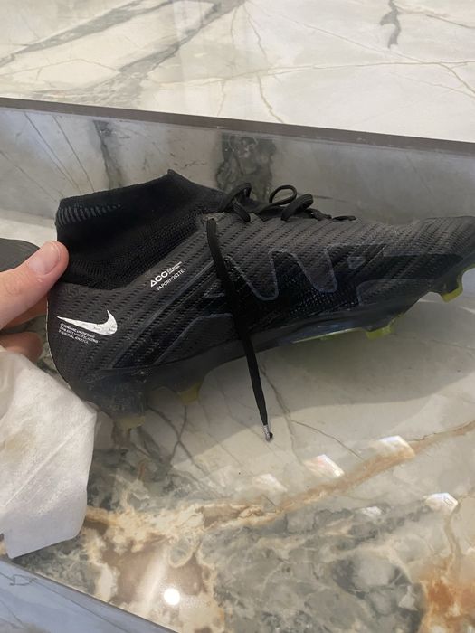 Ghete de fotbal Nike