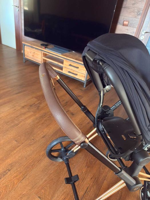 Бебешка количка Cybex Priam 4+ оригинална поставка за чаша+ зимен чувал+комарник