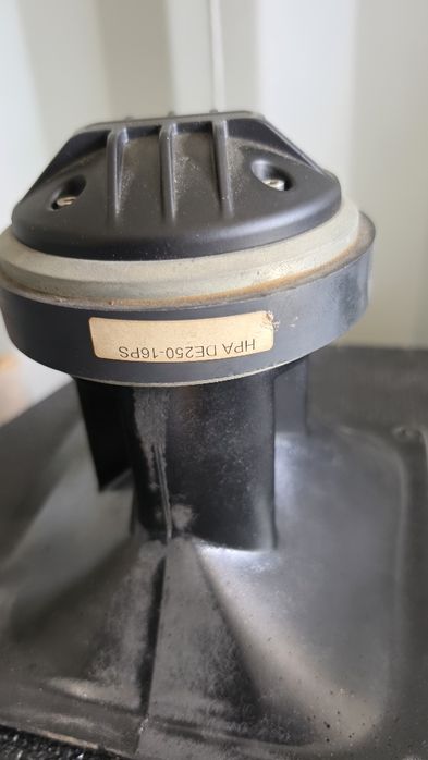 Driver + Goarna B&C DE250