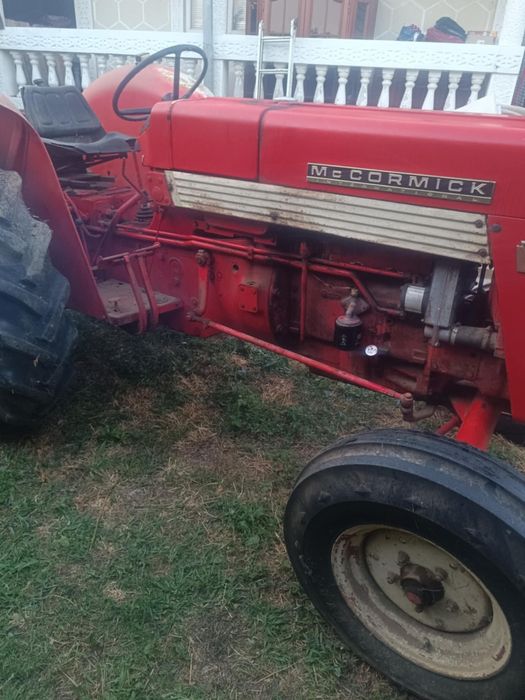 Vând tractor McCormick 65cp