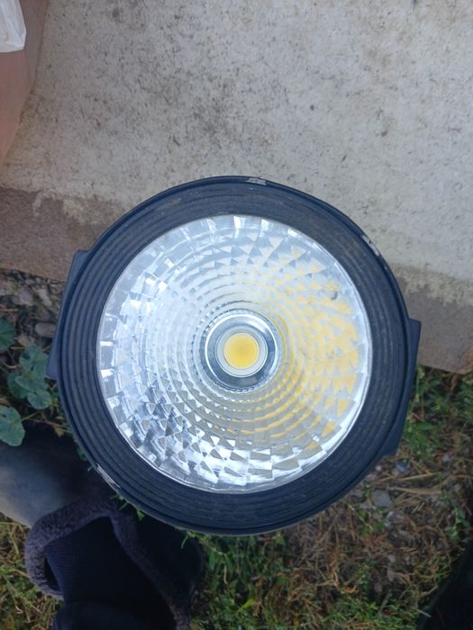Led прожектор на 220в