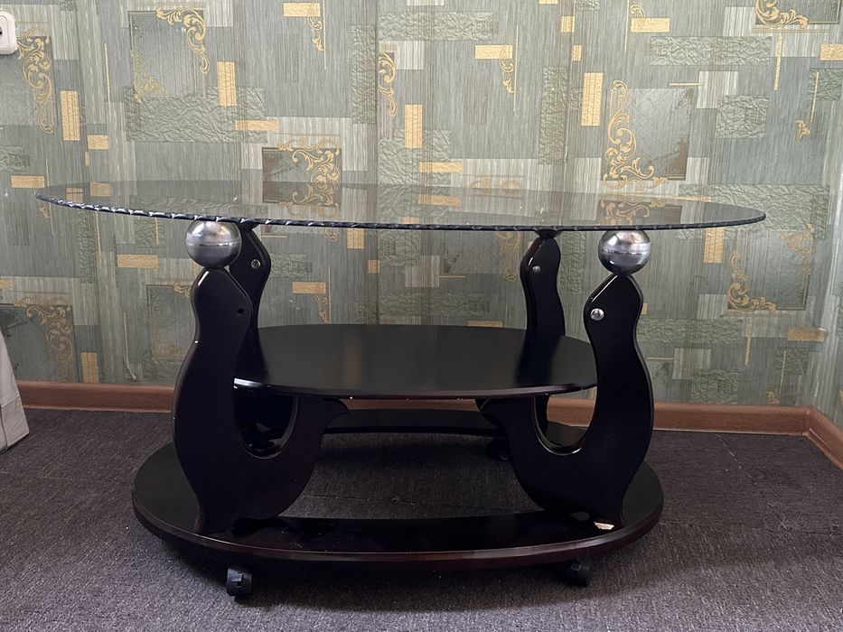 Журнальный столик