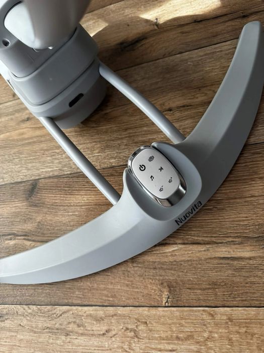 Продам детскую электрокачелю