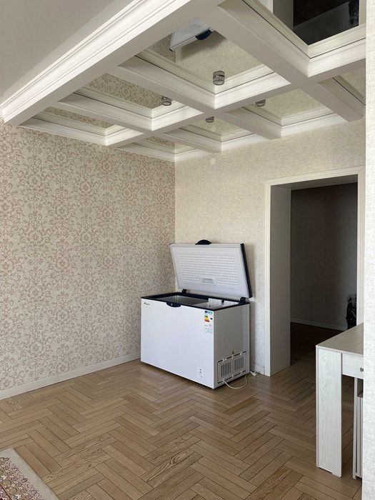 Сдается 8-ми комнатная квартира