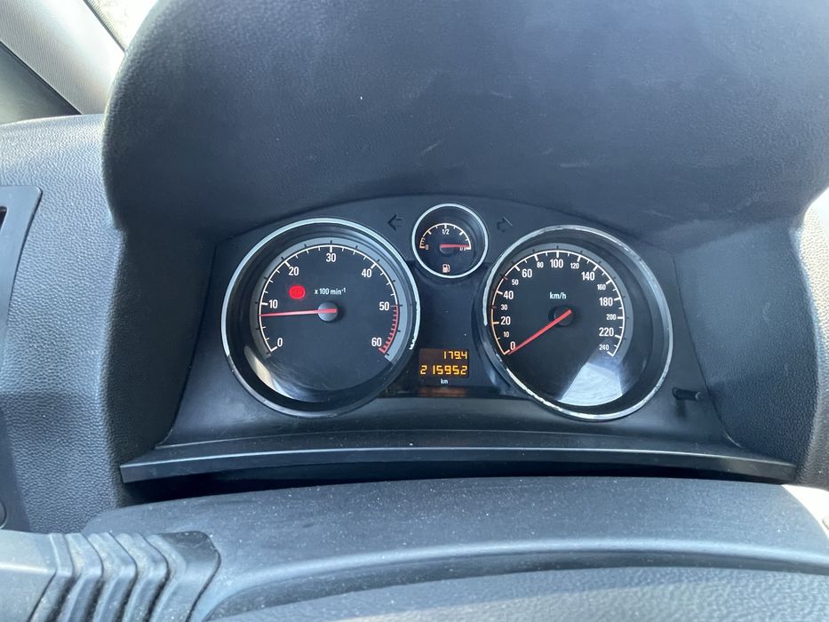 Opel Zafira 1.9 cdti