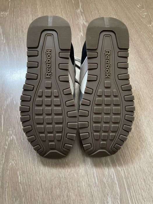 Продам красовки Reebok оригинал размер 40