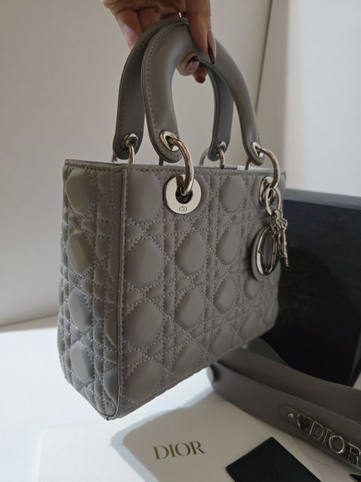 Налична чанта Lady Dior