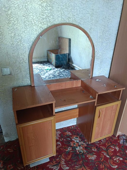 Продам шкафы и комод все вместе 25 000