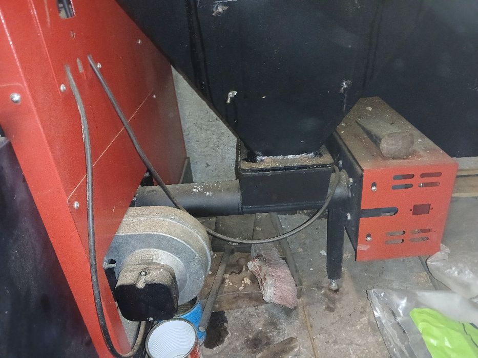 Комбиниран пелетен котел 40 kw