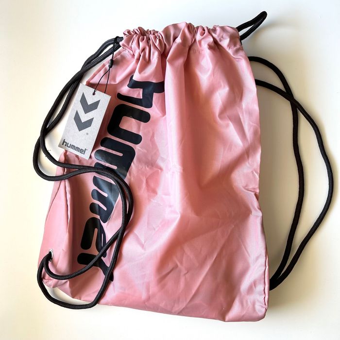 Нова раница текстил Hummel