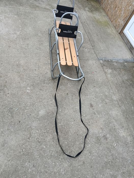 Vând sanie dublă cu spătare