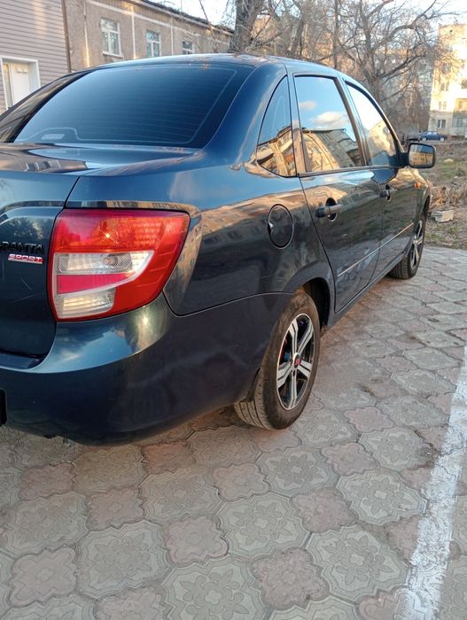 Lada Granta 2190