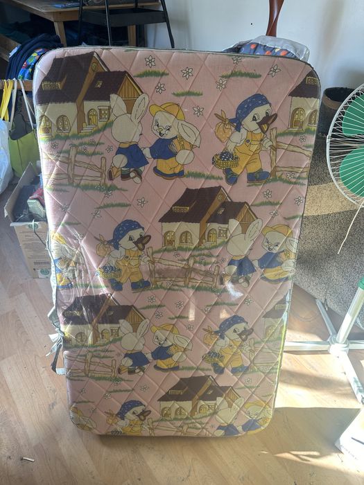 Стул для кормления детский