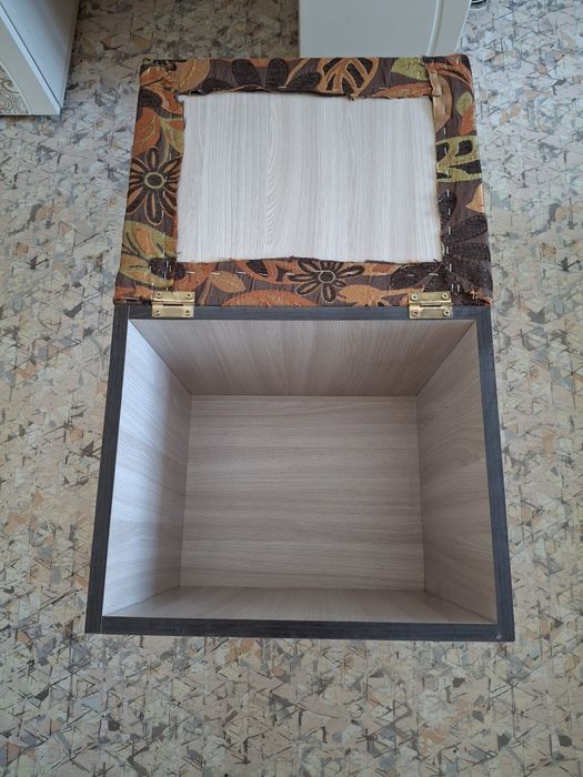 Продам пуфик новый