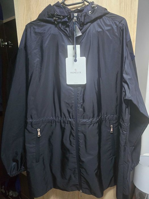 Pelerina de ploaie de dama