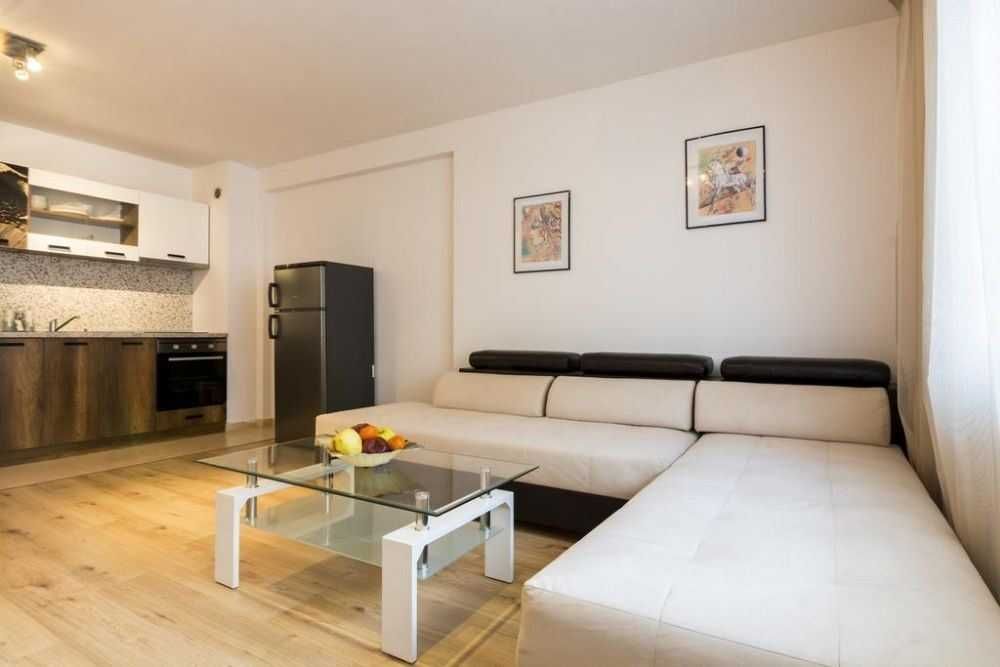 Продава се Двустаен апартамент в София, Дървеница - 63 кв.м за 1012 €/кв.м - Снимка #1