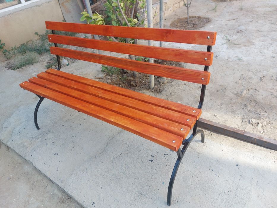 Скамейка садовая