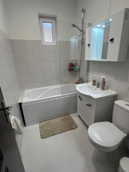 Apartament de inchiriat 2 camere - Strada Biruintei