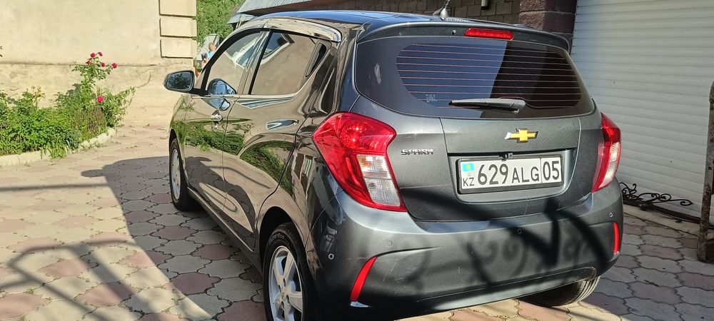 Продам машину Chevrolet spark