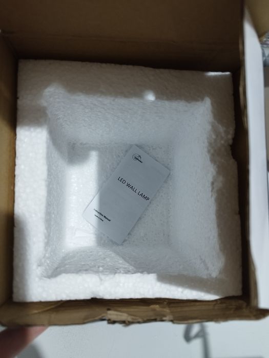 Стенно лед осветление