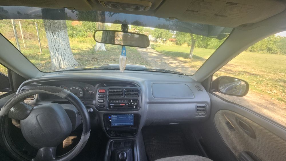 Vând suzuk grand vitara