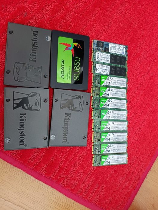 Se vând SSD M2 sata 11 buc 120GB
