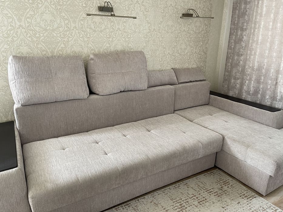 Продается Диван в отличном состоянии и качества