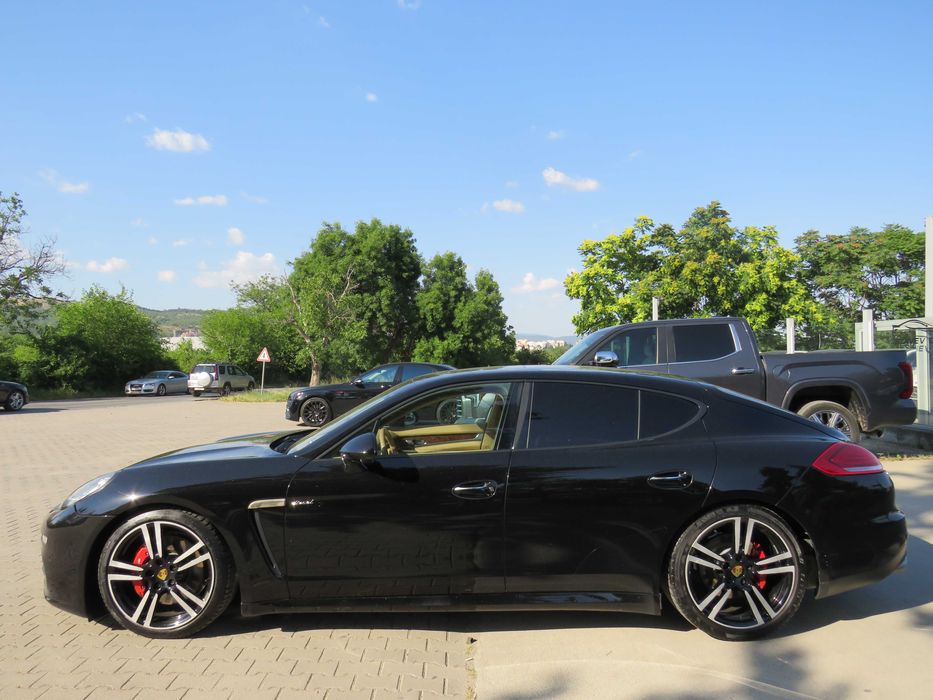 Porsche Panamera Diesel 8ZF Pano
