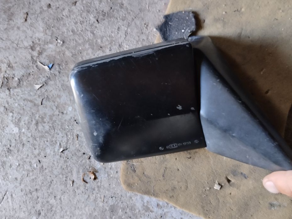 Зеркало Мерседес 190 продам