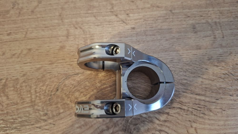 Титановый EVOSID