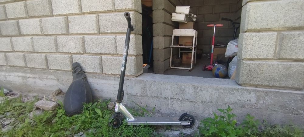 Продам трюковой самокат