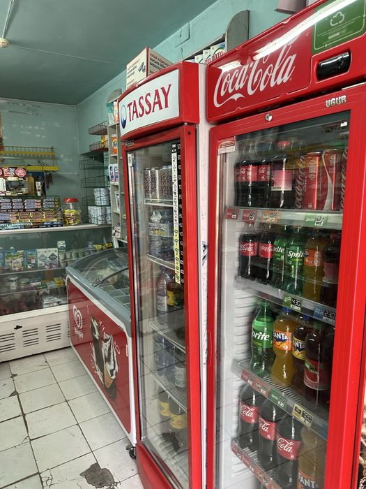 Магазин с прилавкой