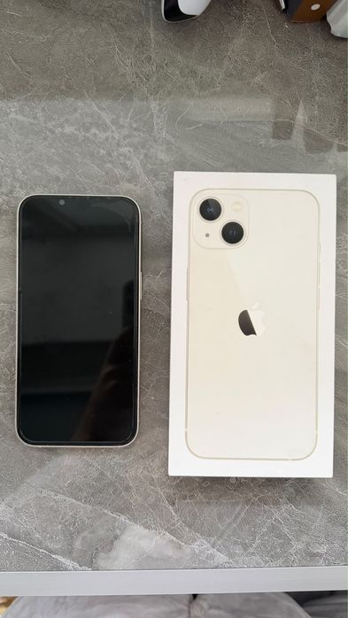 iPhone 13,256GB,зарядка кабель в подарок