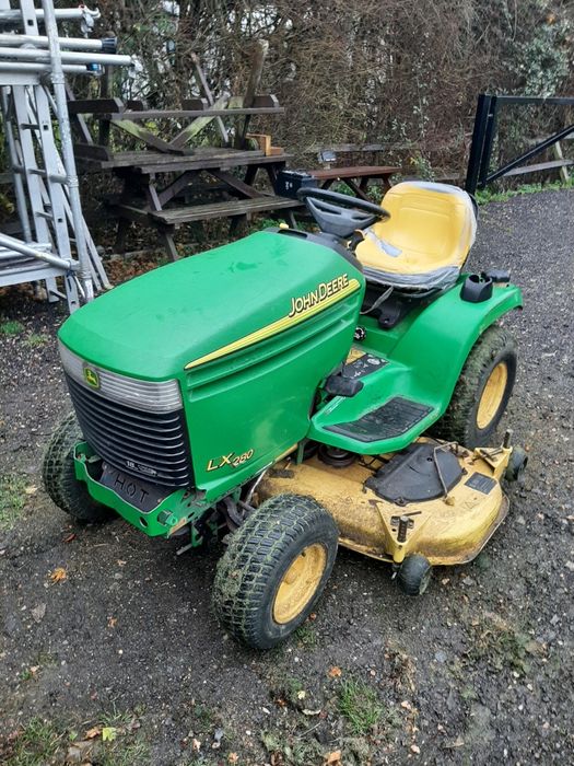 John Deere LX280